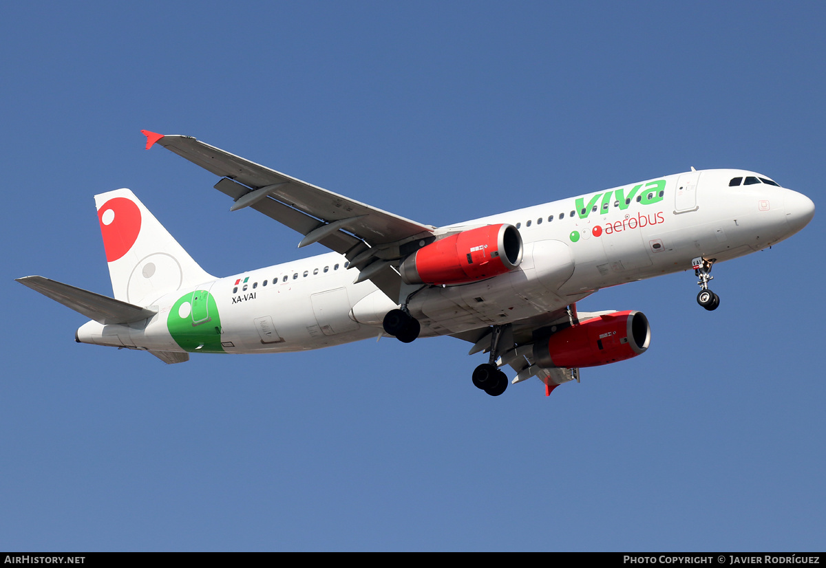 Aircraft Photo of XA-VAI | Airbus A320-232 | Viva Aerobús | AirHistory.net #531247