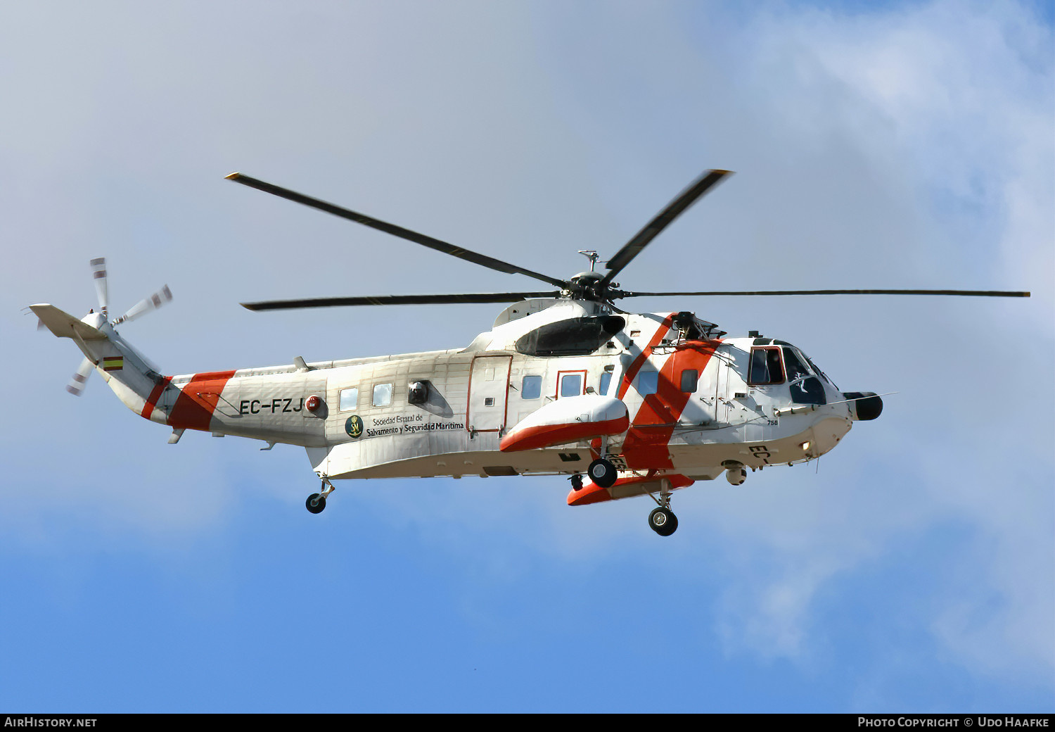 Aircraft Photo of EC-FZJ | Sikorsky S-61N MkII | Sociedad de Salvamento y Seguridad Marítima | AirHistory.net #531263