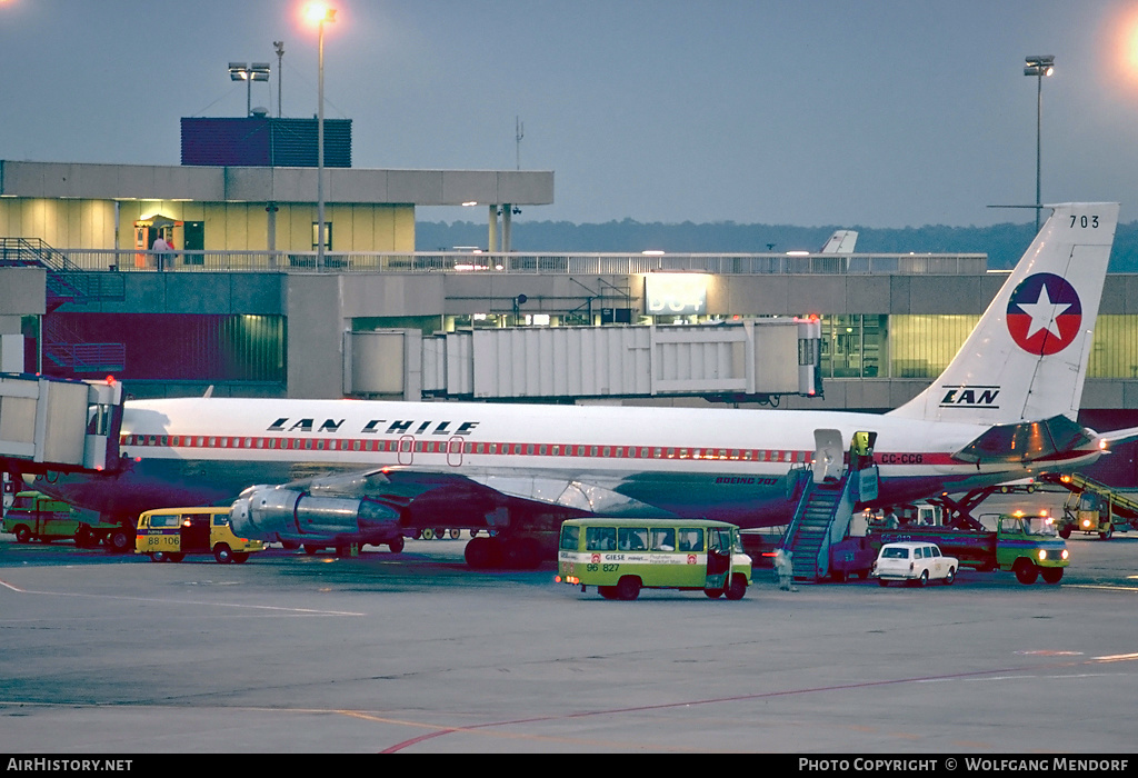 Aircraft Photo of CC-CCG | Boeing 707-330B | LAN Chile - Línea Aérea Nacional | AirHistory.net #531303