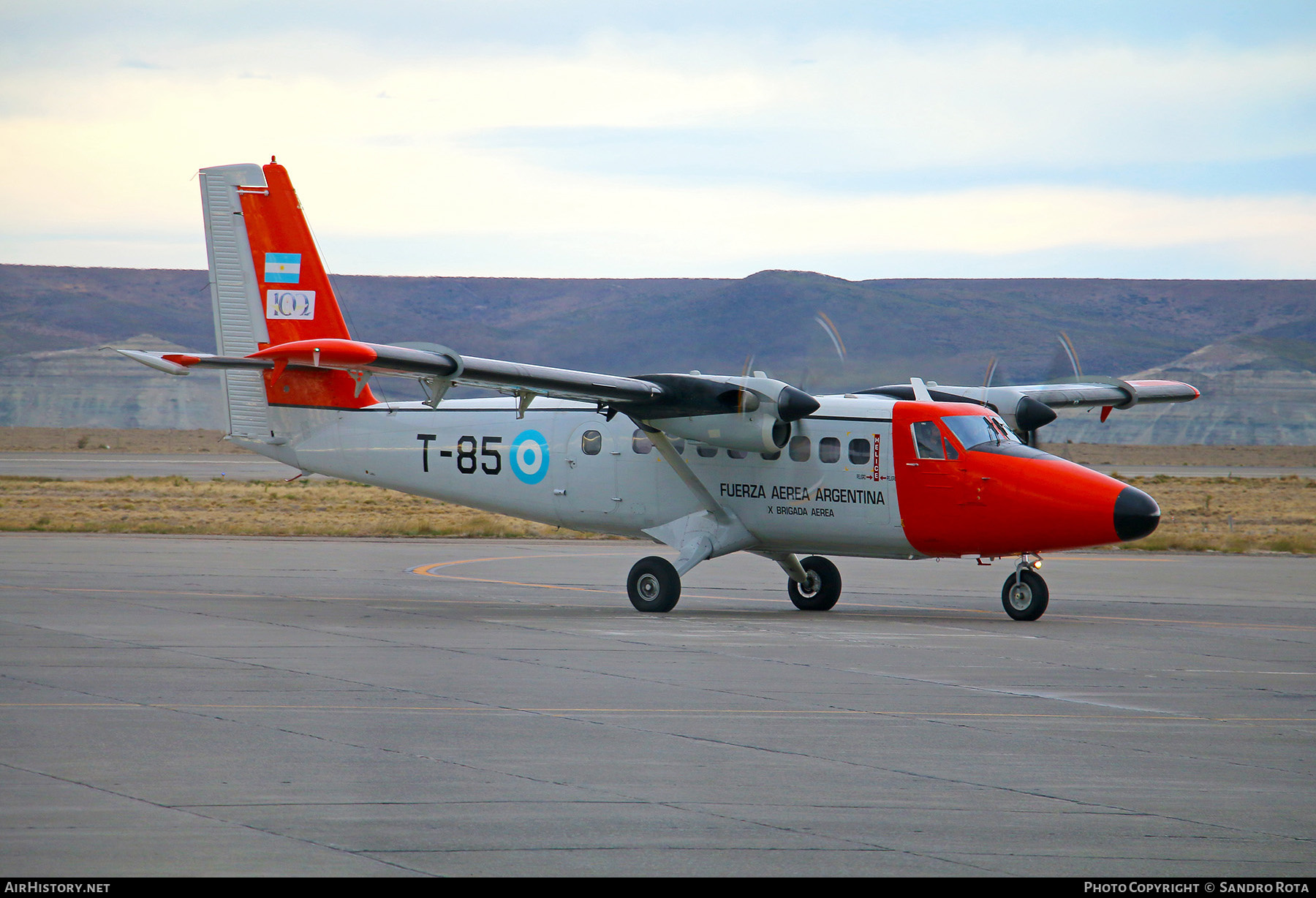 Aircraft Photo of T-85 | De Havilland Canada DHC-6-200 Twin Otter | Argentina - Air Force | AirHistory.net #531339