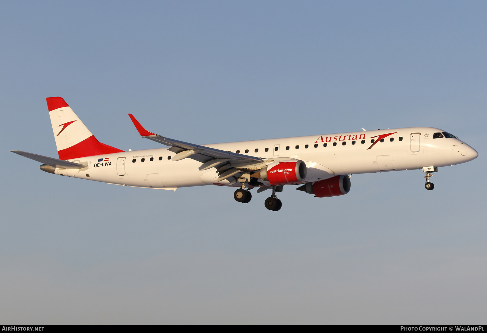 Aircraft Photo of OE-LWA | Embraer 195LR (ERJ-190-200LR) | Austrian Airlines | AirHistory.net #531365