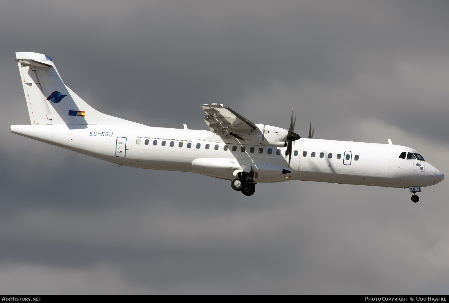 Aircraft Photo of EC-KGJ | ATR ATR-72-500 (ATR-72-212A) | Naysa - Navegación y Servicios Aéreos Canarios | AirHistory.net #531419