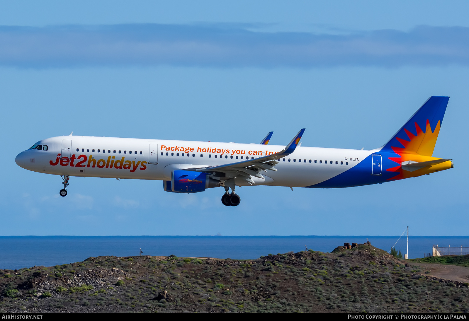 Aircraft Photo of G-HLYA | Airbus A321-211 | Jet2 Holidays | AirHistory.net #531469