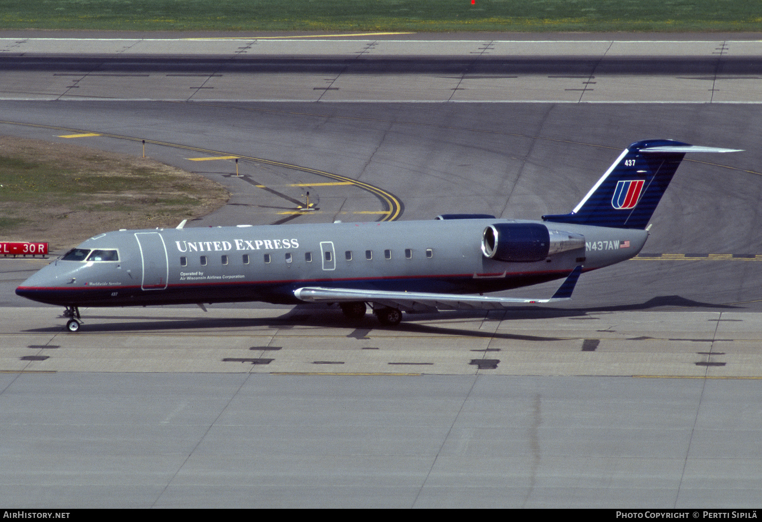 Aircraft Photo of N437AW | Bombardier CRJ-200LR (CL-600-2B19) | United Express | AirHistory.net #531551