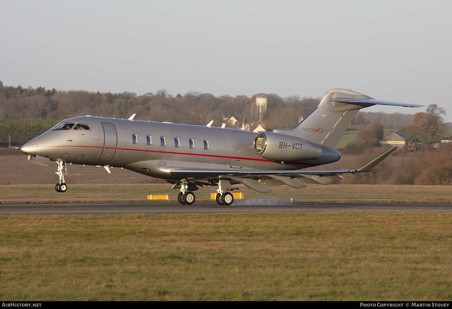 Aircraft Photo of 9H-VCT | Bombardier Challenger 350 (BD-100-1A10) | AirHistory.net #531677