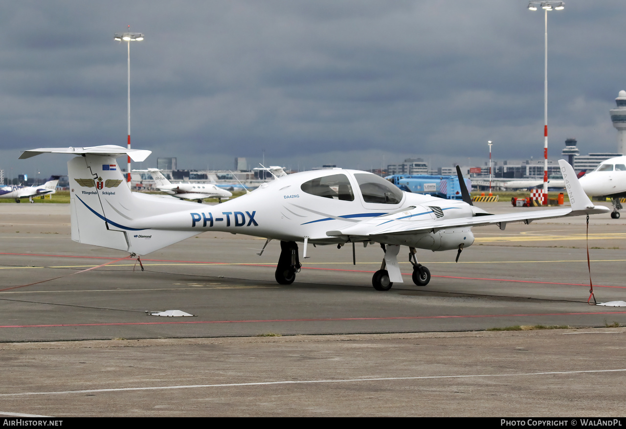 Aircraft Photo of PH-TDX | Diamond DA42 NG Twin Star | Vliegclub Schiphol | AirHistory.net #531760