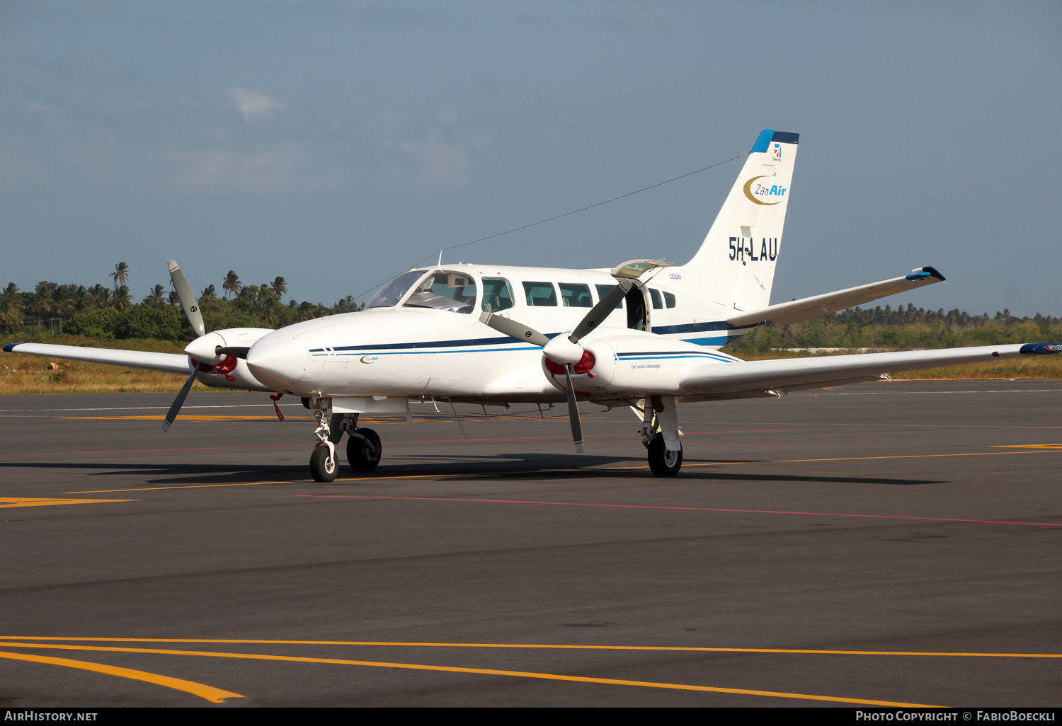 Aircraft Photo of 5H-LAU | Cessna 404 Titan | ZanAir | AirHistory.net #531780