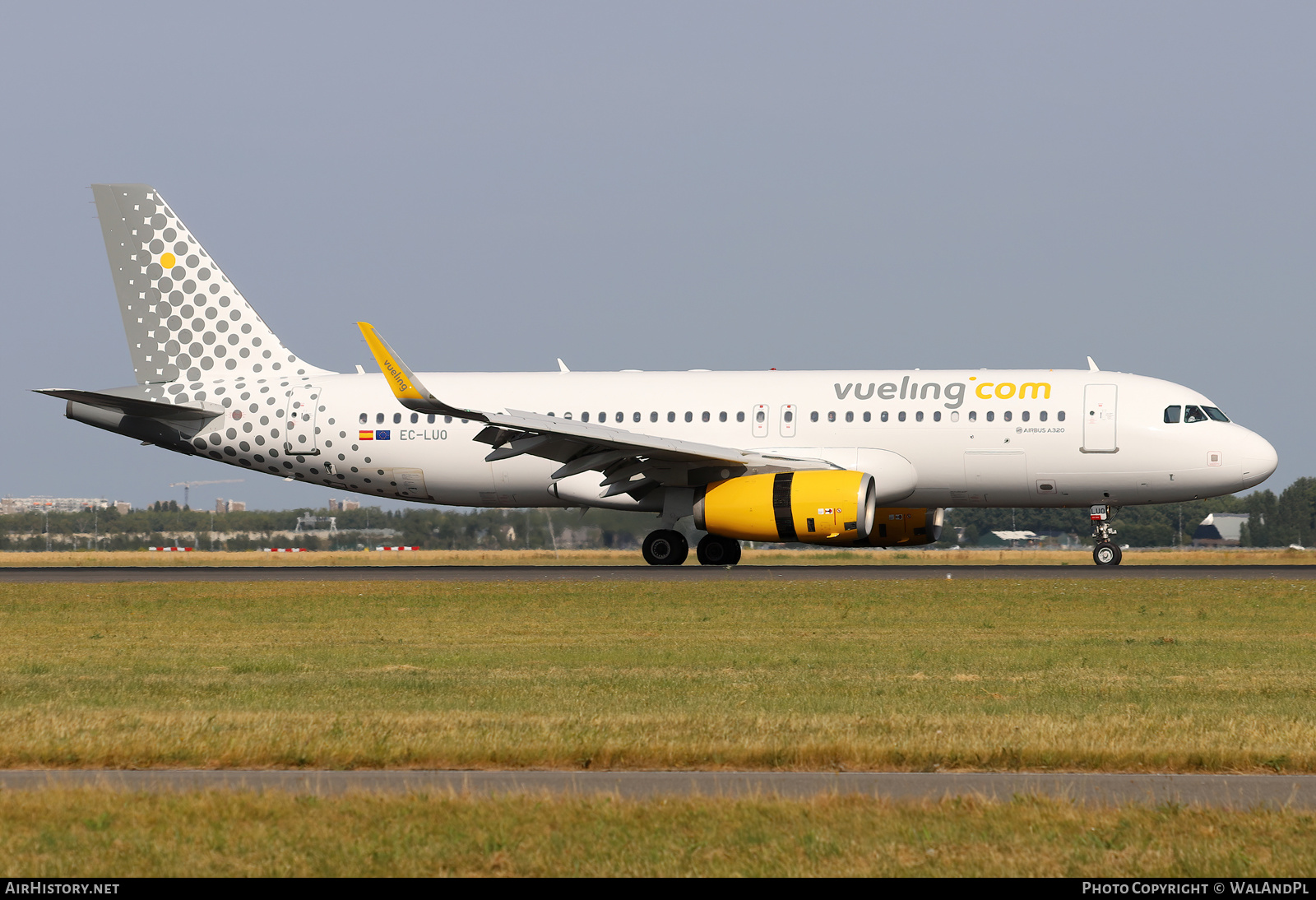 Aircraft Photo of EC-LUO | Airbus A320-232 | Vueling Airlines | AirHistory.net #531784