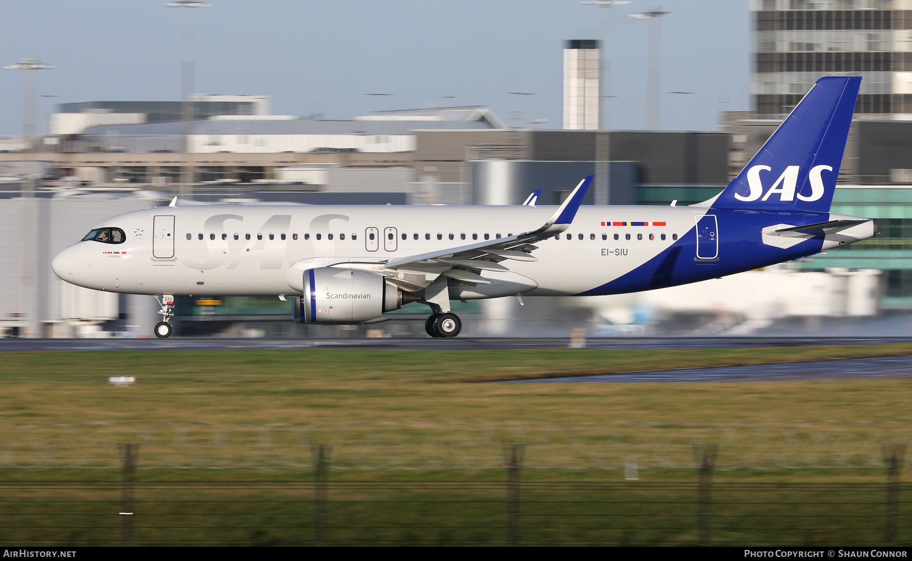 Aircraft Photo of EI-SIU | Airbus A320-251N | Scandinavian Airlines - SAS | AirHistory.net #531804