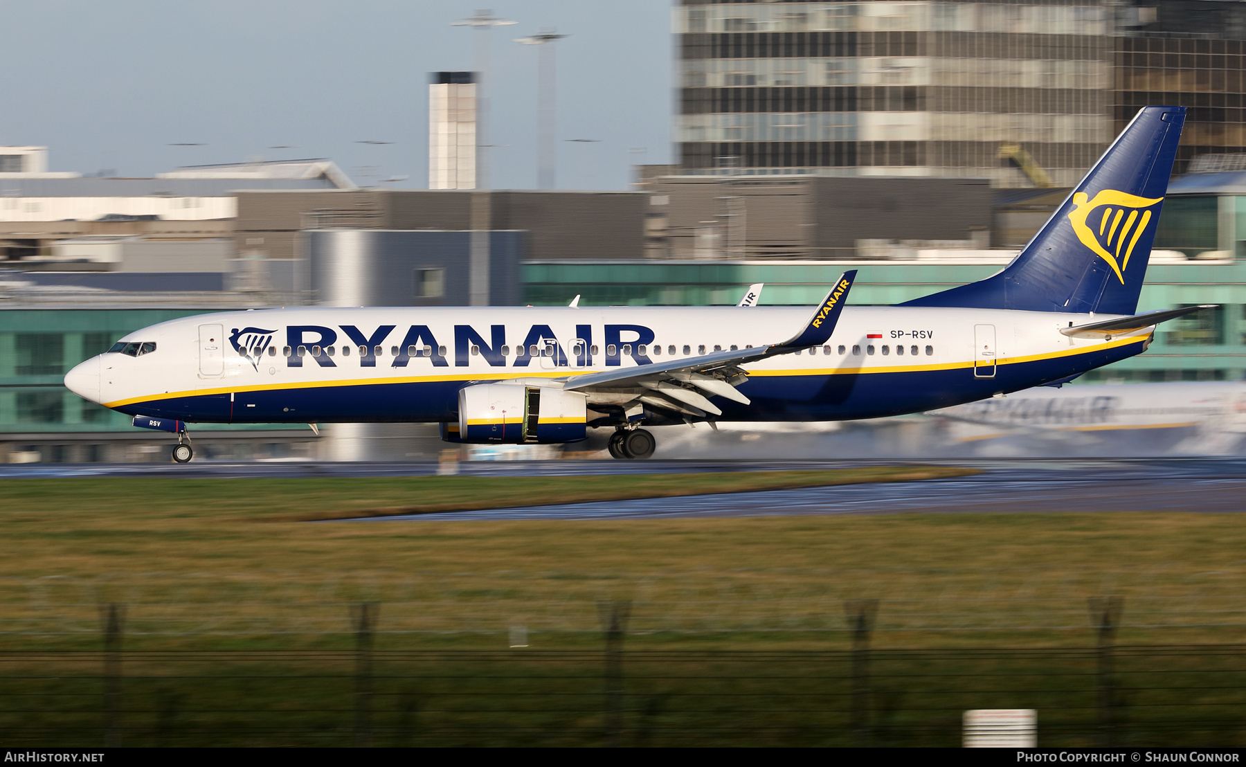 Aircraft Photo of SP-RSV | Boeing 737-800 | Ryanair | AirHistory.net #531815