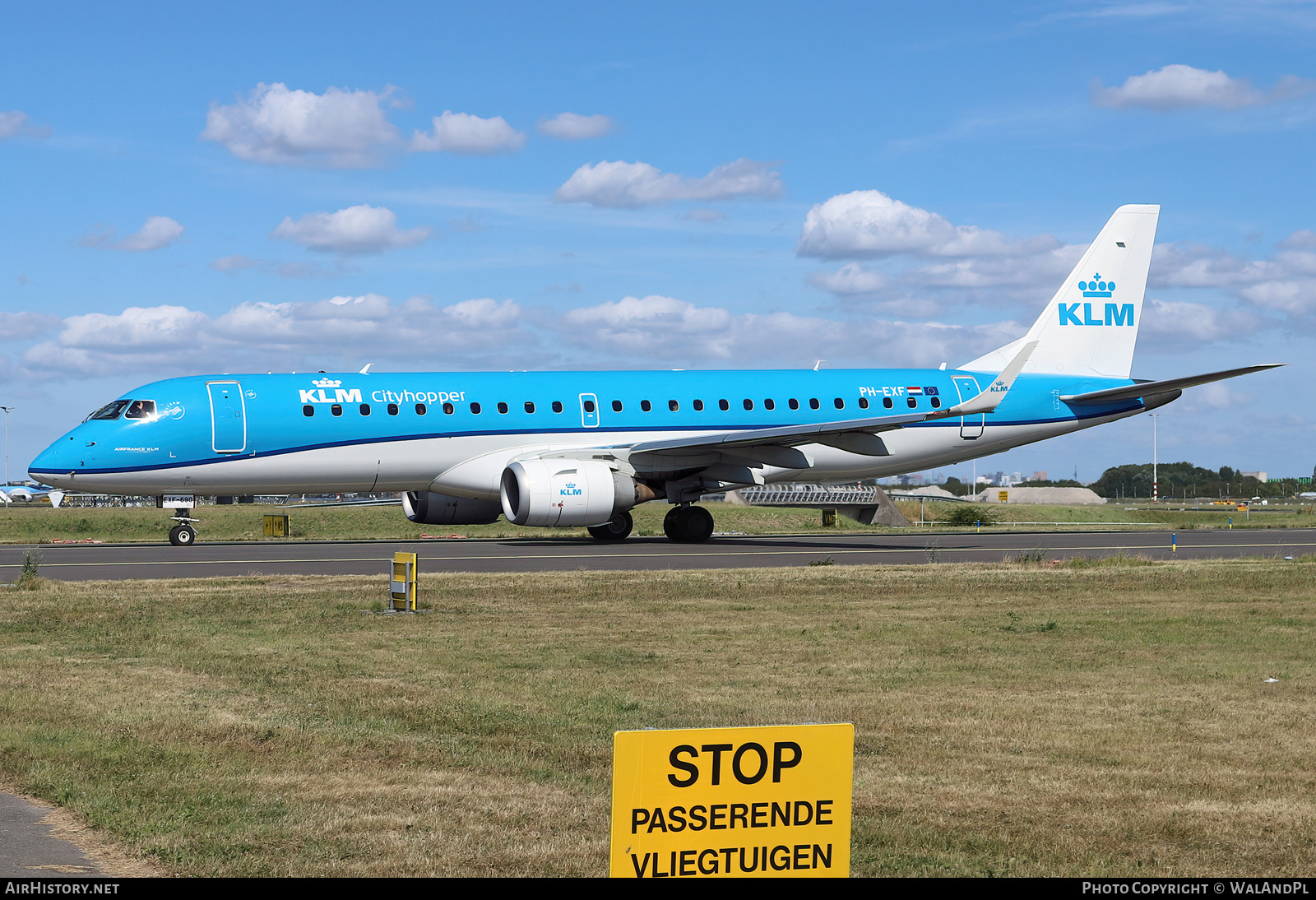 Aircraft Photo of PH-EXF | Embraer 190STD (ERJ-190-100STD) | KLM Cityhopper | AirHistory.net #531859