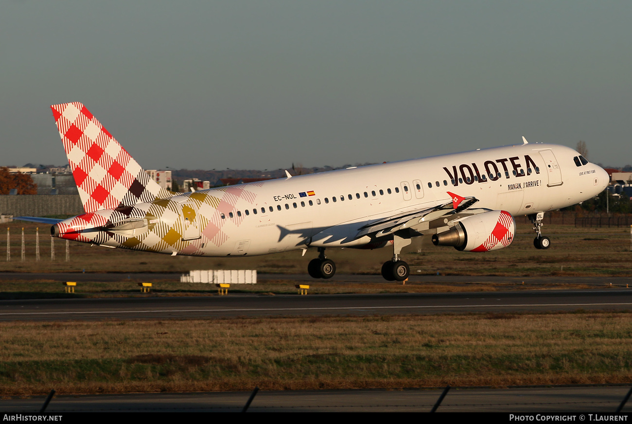 Aircraft Photo of EC-NOL | Airbus A320-214 | Volotea | AirHistory.net #531892