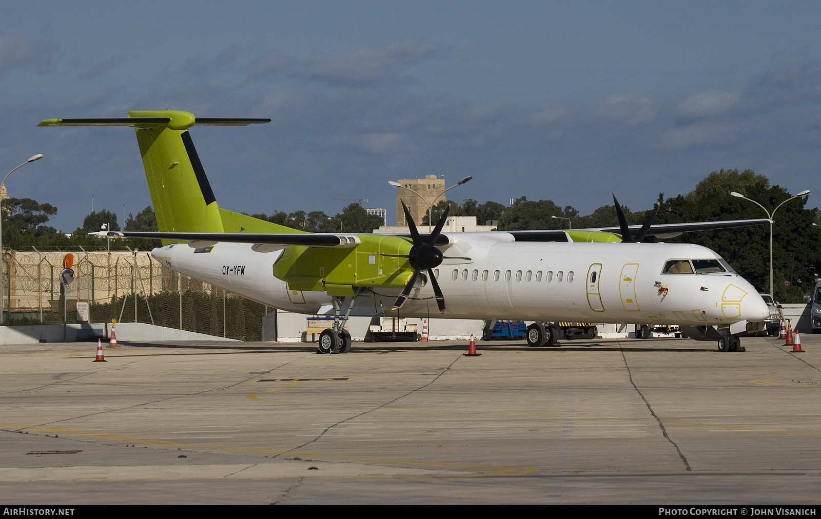 Aircraft Photo of OY-YFM | Bombardier DHC-8-402 Dash 8 | AirHistory.net #531964