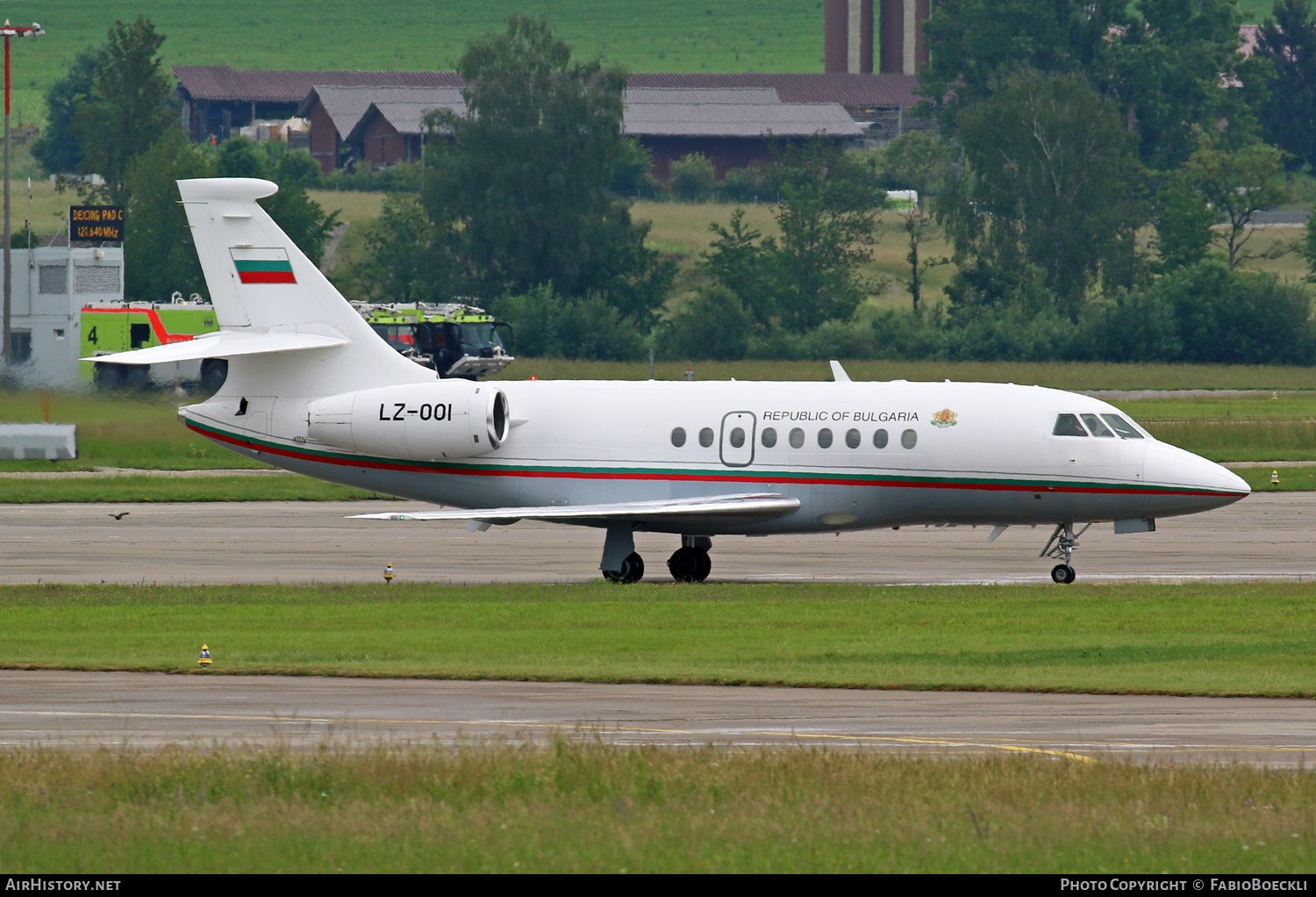 Aircraft Photo of LZ-001 | Dassault Falcon 2000EX | Republic of Bulgaria | AirHistory.net #532034