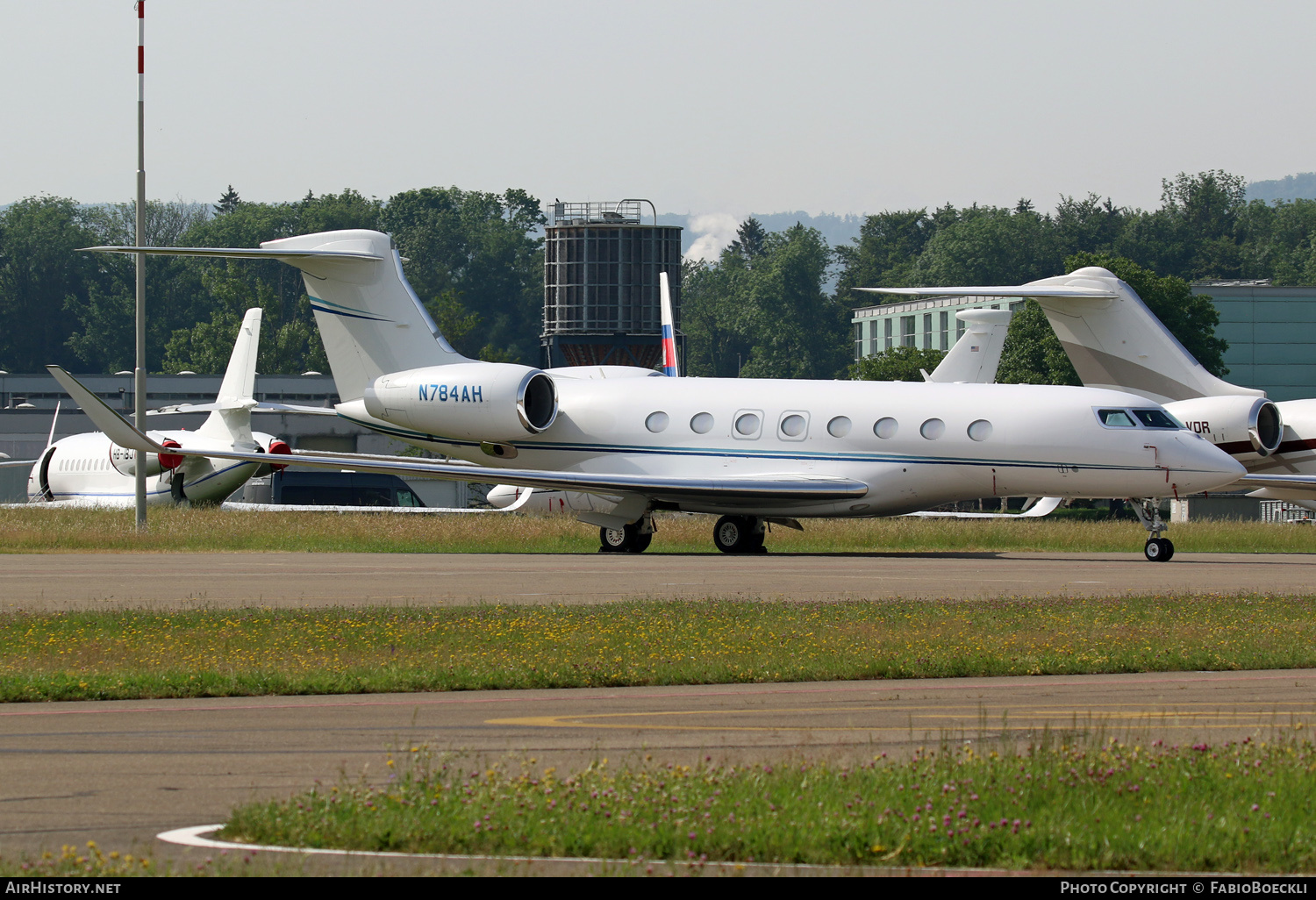 Aircraft Photo of N784AH | Gulfstream Aerospace G650ER (G-VI) | AirHistory.net #532038
