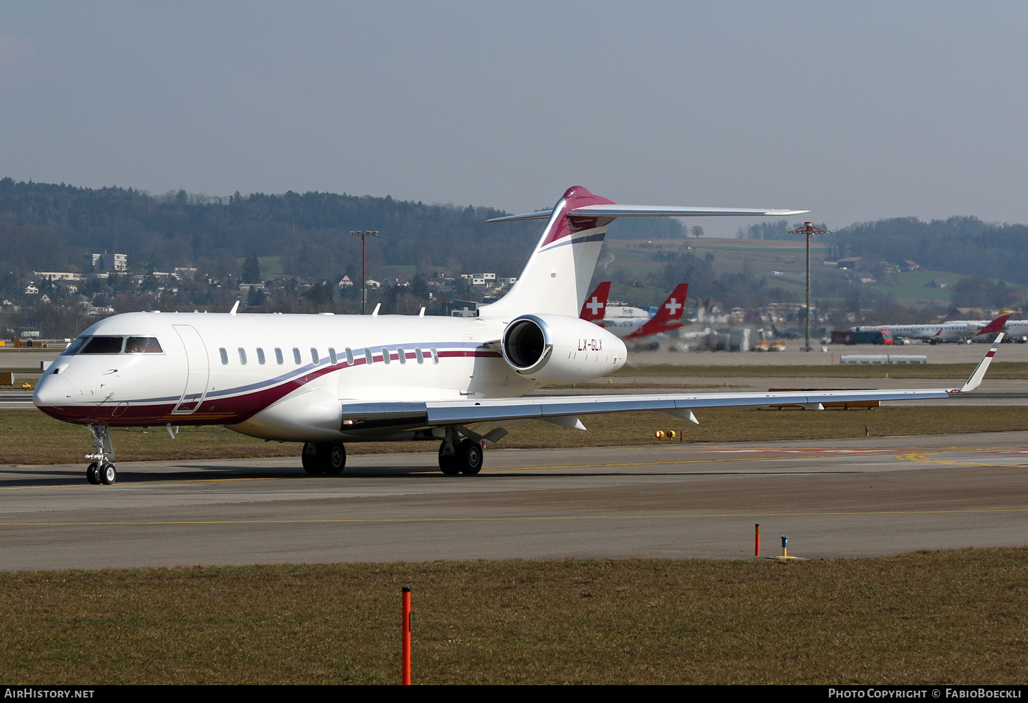 Aircraft Photo of LX-GLX | Bombardier Global 6000 (BD-700-1A10) | AirHistory.net #532079