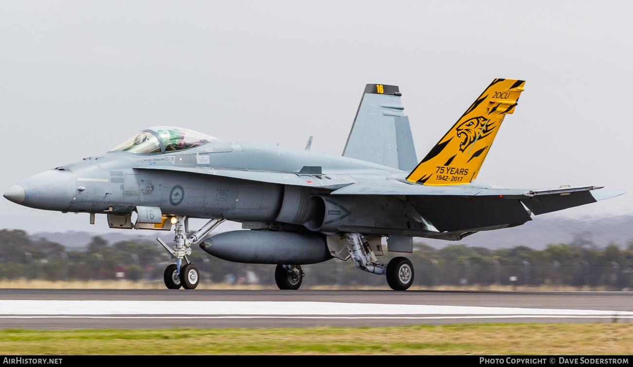 Aircraft Photo of A21-16 | McDonnell Douglas F/A-18A Hornet | Australia - Air Force | AirHistory.net #532100