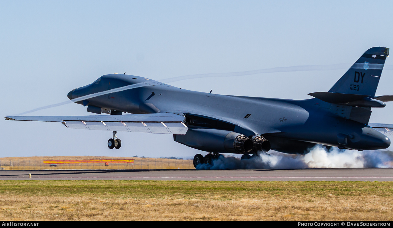 Aircraft Photo of 86-0123 / AF86-123 | Rockwell B-1B Lancer | USA - Air Force | AirHistory.net #532105