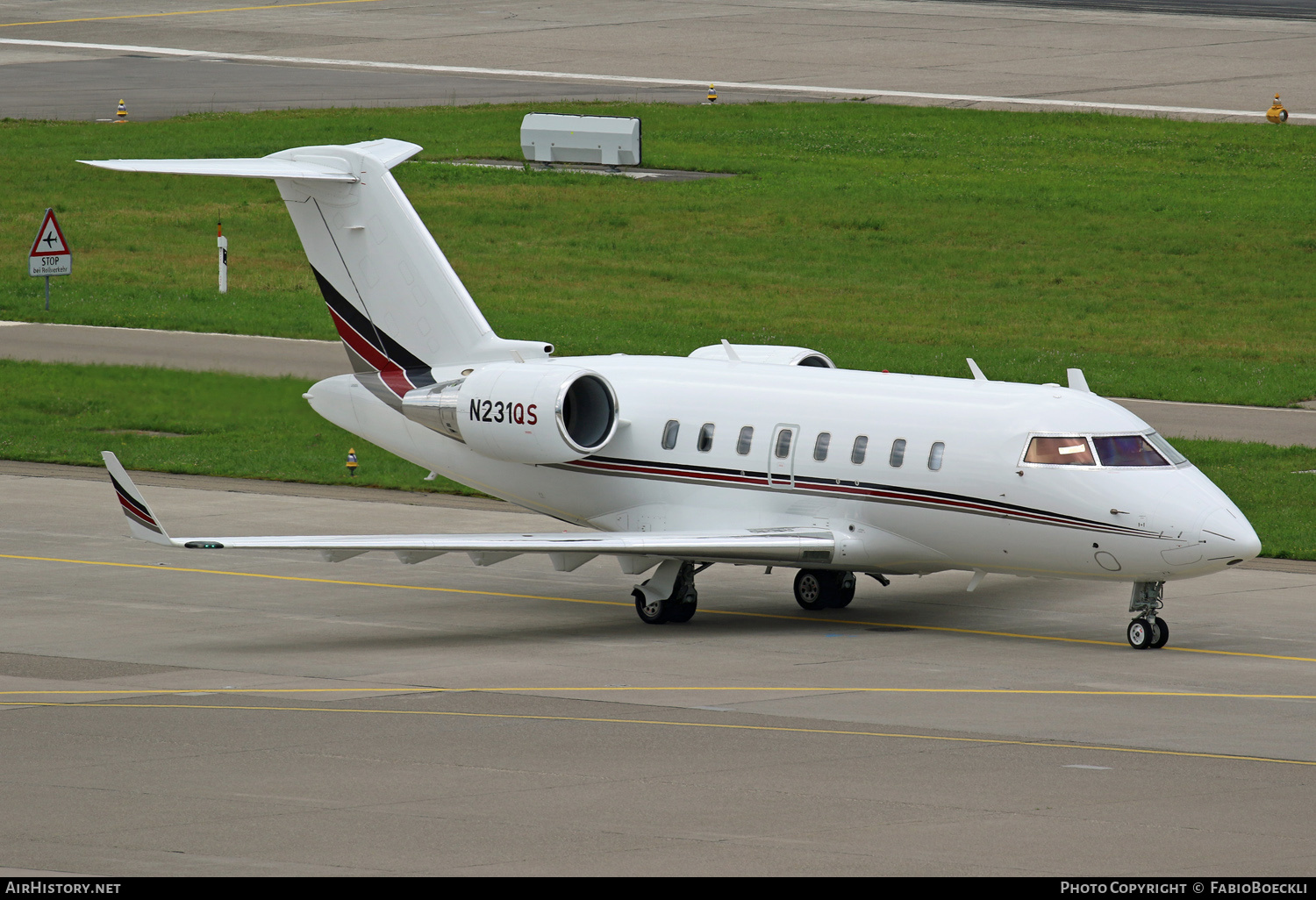 Aircraft Photo of N231QS | Bombardier Challenger 650 (CL-600-2B16) | AirHistory.net #532122