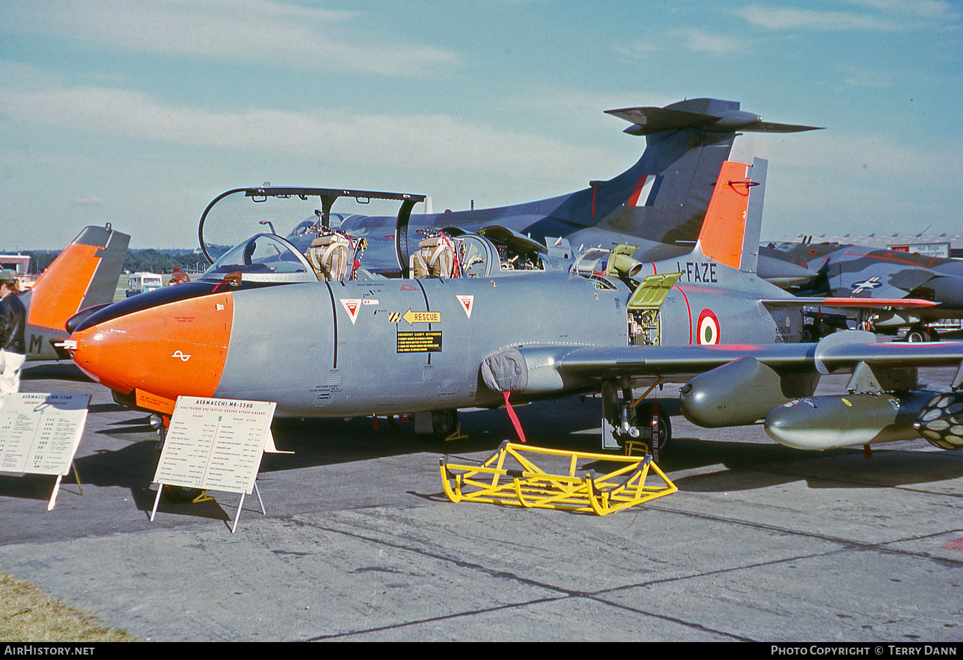 Aircraft Photo of I-FAZE / MM54290 | Aermacchi MB-326GB | Italy - Air Force | AirHistory.net #532156