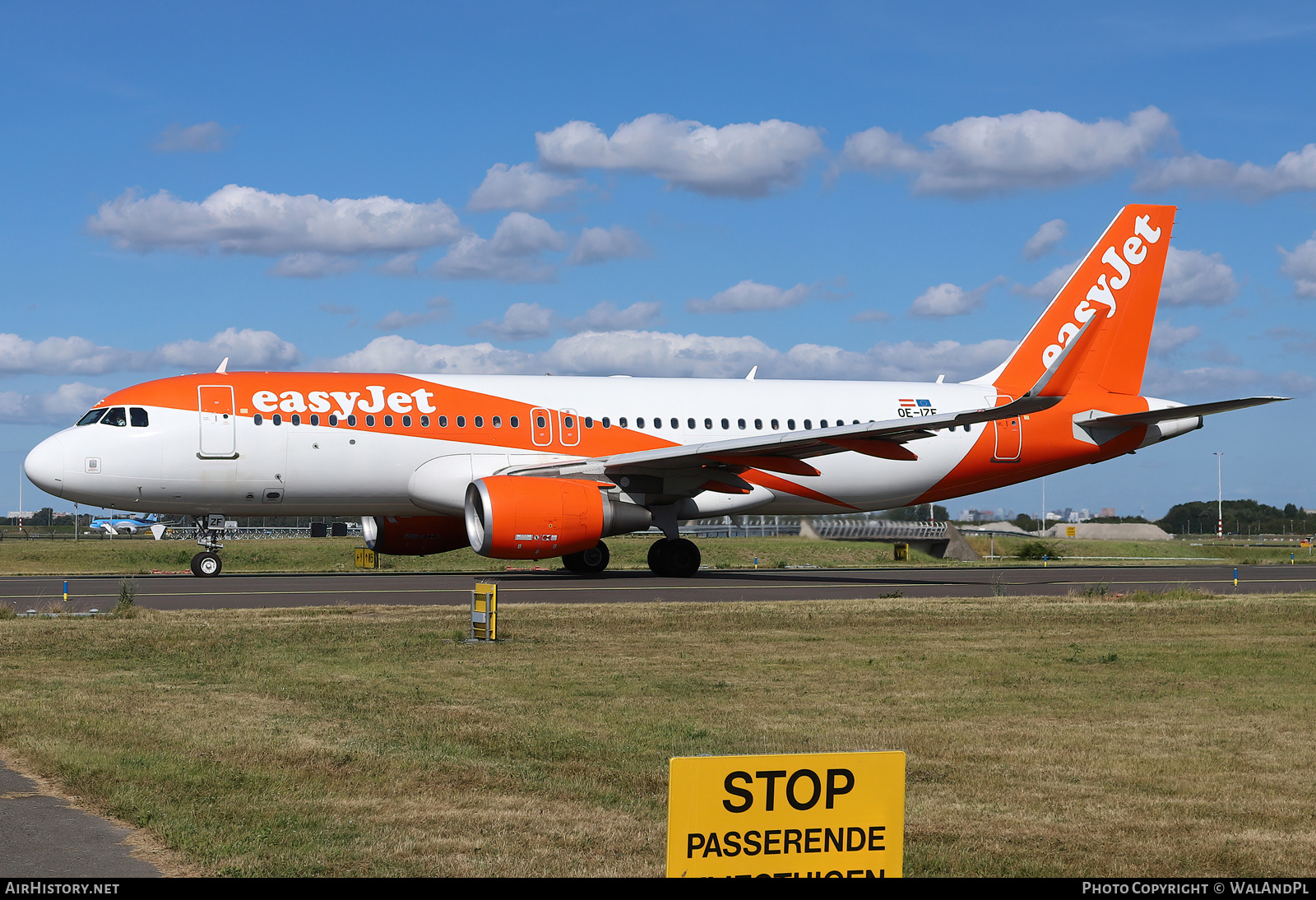 Aircraft Photo of OE-IZF | Airbus A320-214 | EasyJet | AirHistory.net #532177