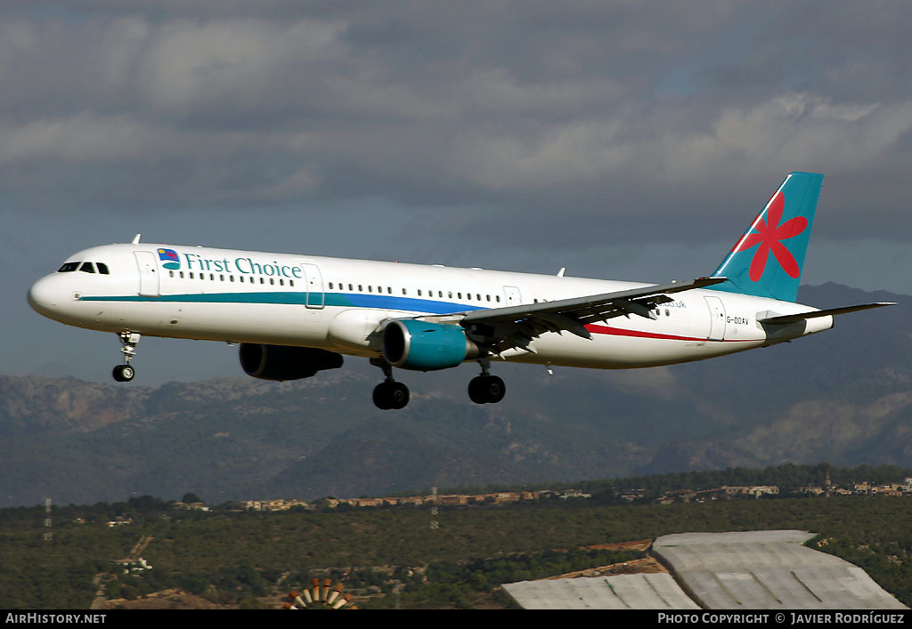 Aircraft Photo of G-OOAV | Airbus A321-211 | First Choice Airways | AirHistory.net #532286