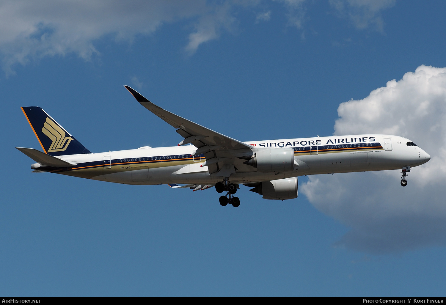 Aircraft Photo of 9V-SHQ | Airbus A350-941 | Singapore Airlines | AirHistory.net #532401