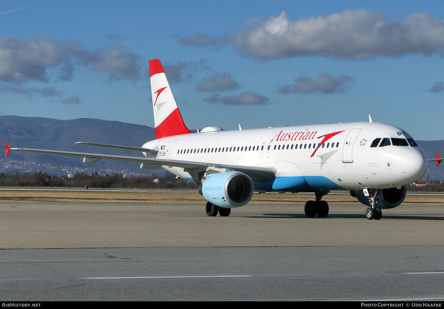 Aircraft Photo of OE-LBK | Airbus A320-214 | Austrian Airlines | AirHistory.net #532405