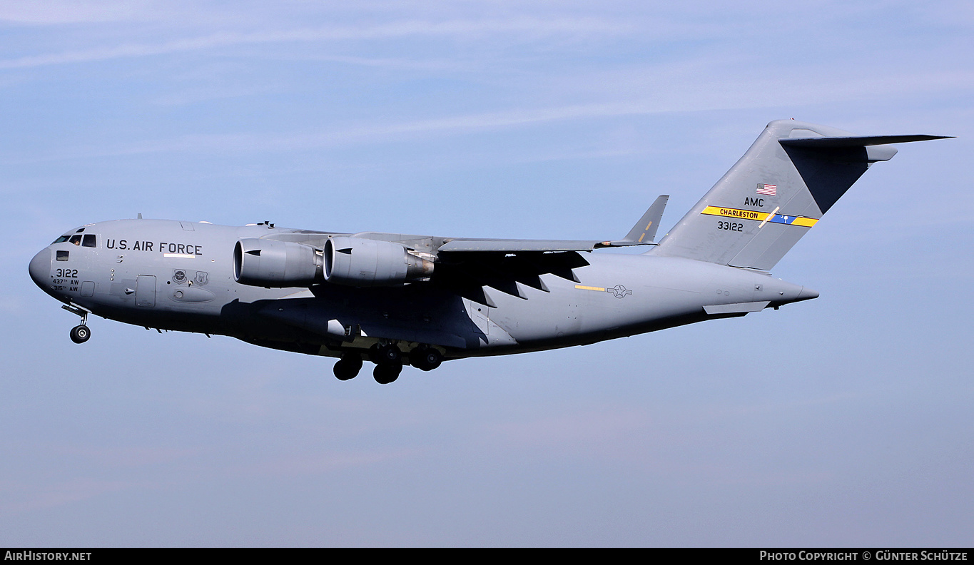 Aircraft Photo of 03-3122 / 33122 | Boeing C-17A Globemaster III | USA - Air Force | AirHistory.net #532423