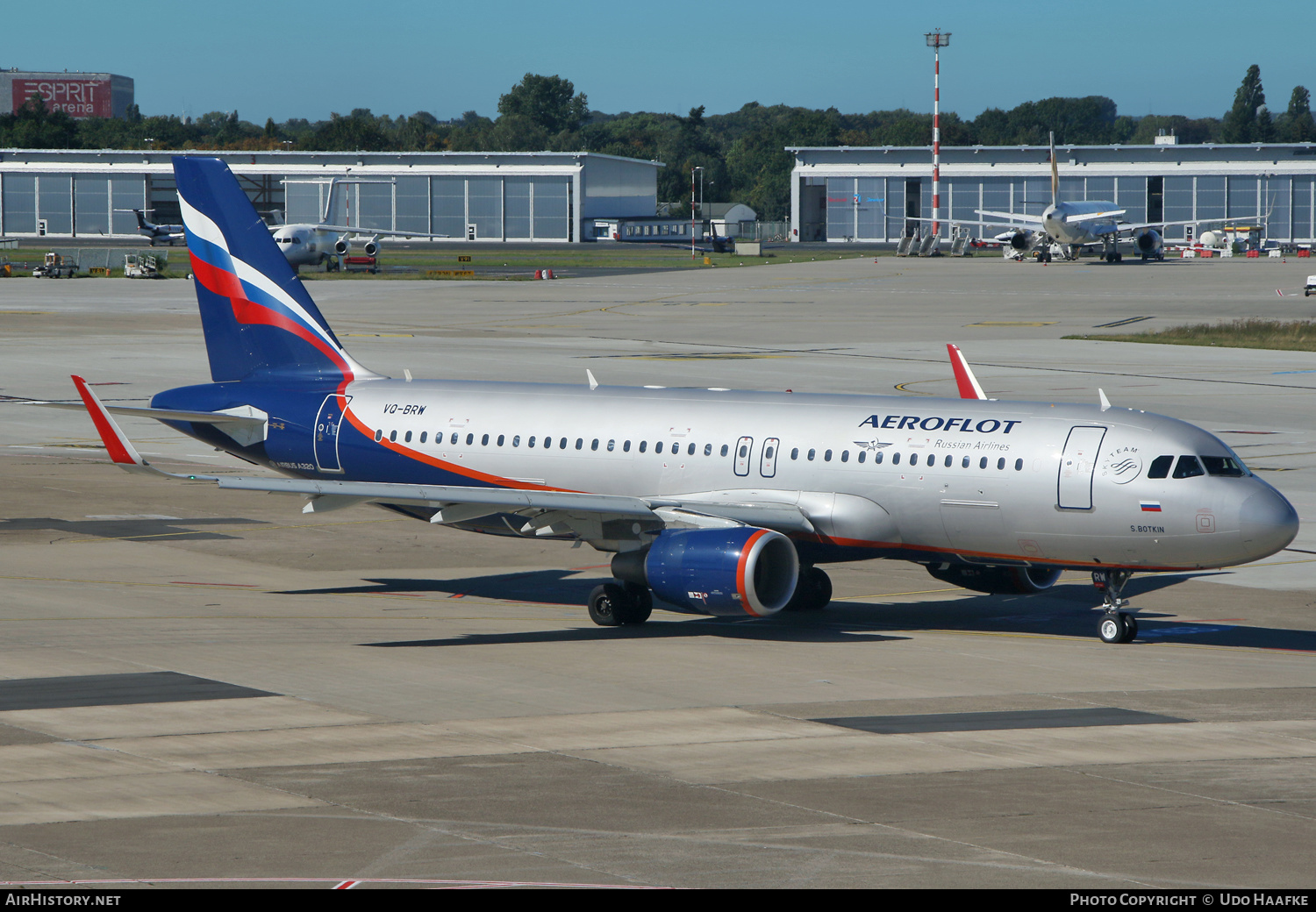 Aircraft Photo of VQ-BRW | Airbus A320-214 | Aeroflot - Russian Airlines | AirHistory.net #532550