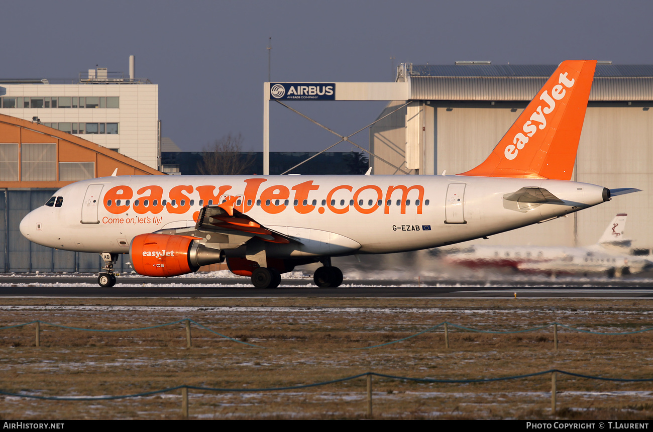 Aircraft Photo of G-EZAB | Airbus A319-111 | EasyJet | AirHistory.net #532575