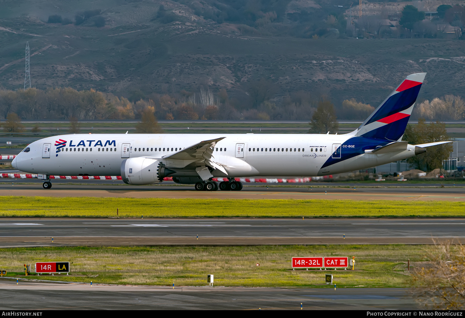 Aircraft Photo of CC-BGE | Boeing 787-9 Dreamliner | LATAM Airlines | AirHistory.net #532631