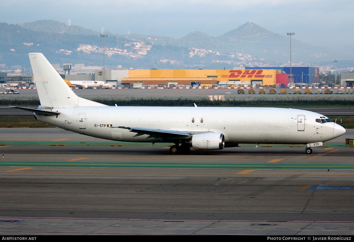 Aircraft Photo of EI-STP | Boeing 737-4Q8(SF) | AirHistory.net #532639