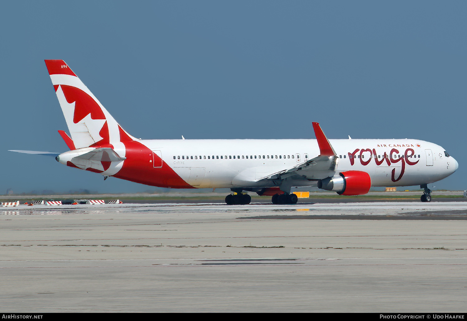 Aircraft Photo of C-FIYE | Boeing 767-33A/ER | Air Canada Rouge | AirHistory.net #532642