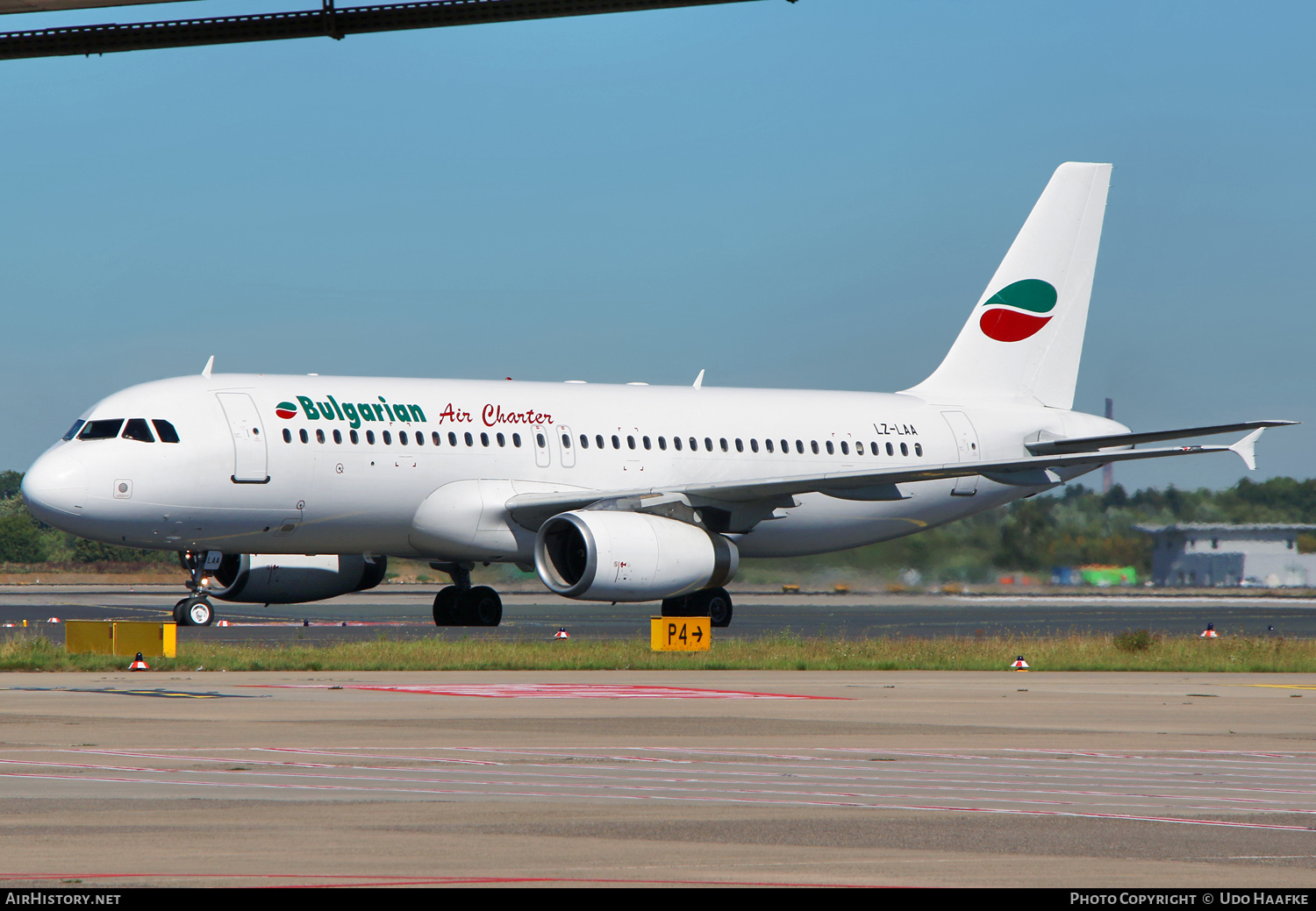 Aircraft Photo of LZ-LAA | Airbus A320-231 | Bulgarian Air Charter | AirHistory.net #532667