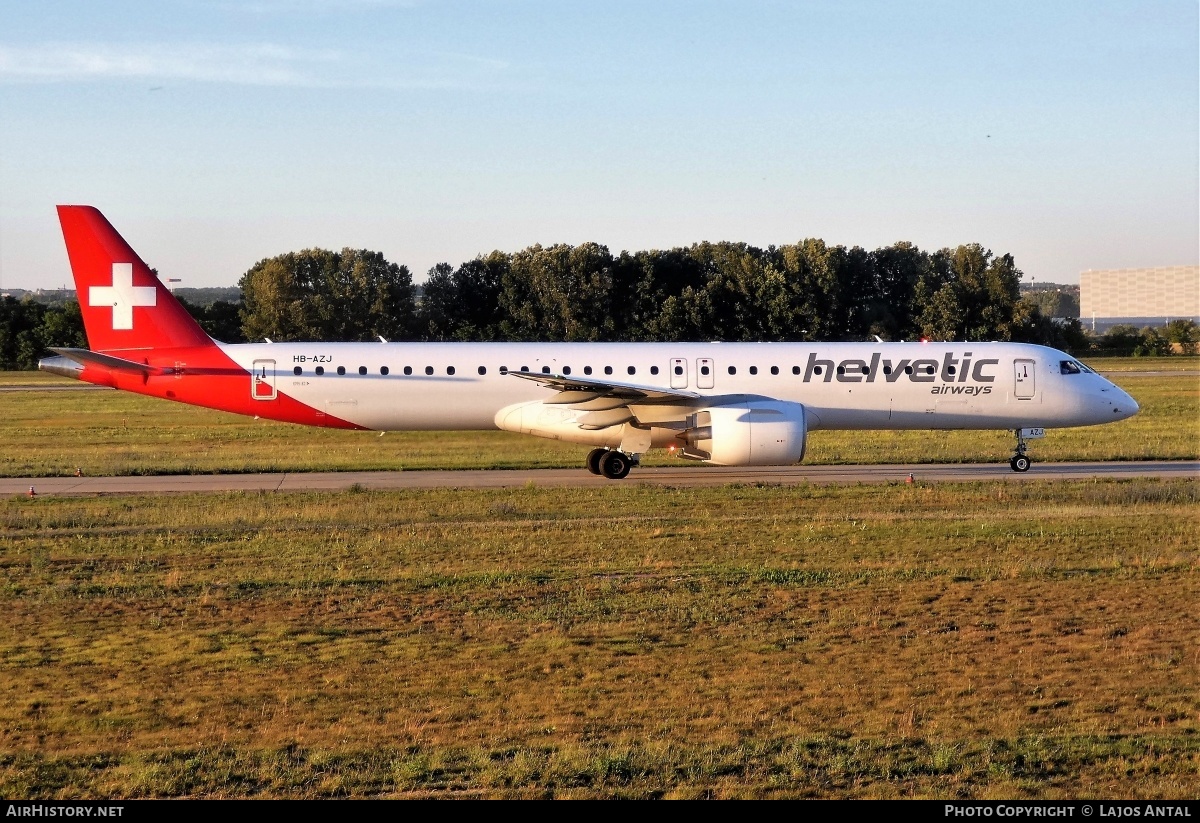 Aircraft Photo of HB-AZJ | Embraer 195-E2 (ERJ-190-400) | Helvetic Airways | AirHistory.net #532698