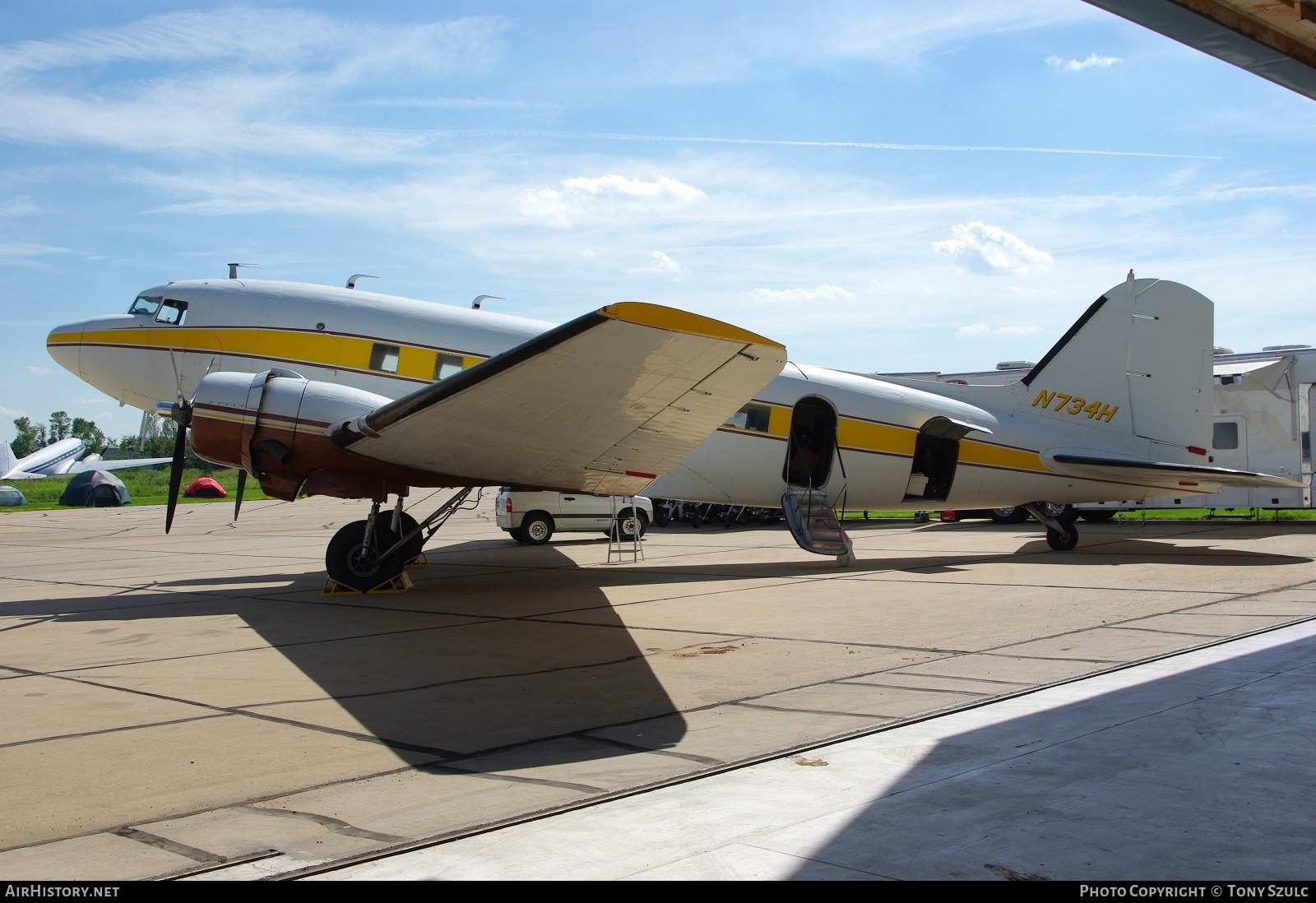 Aircraft Photo of N734H | Douglas DC-3(C) | AirHistory.net #532707