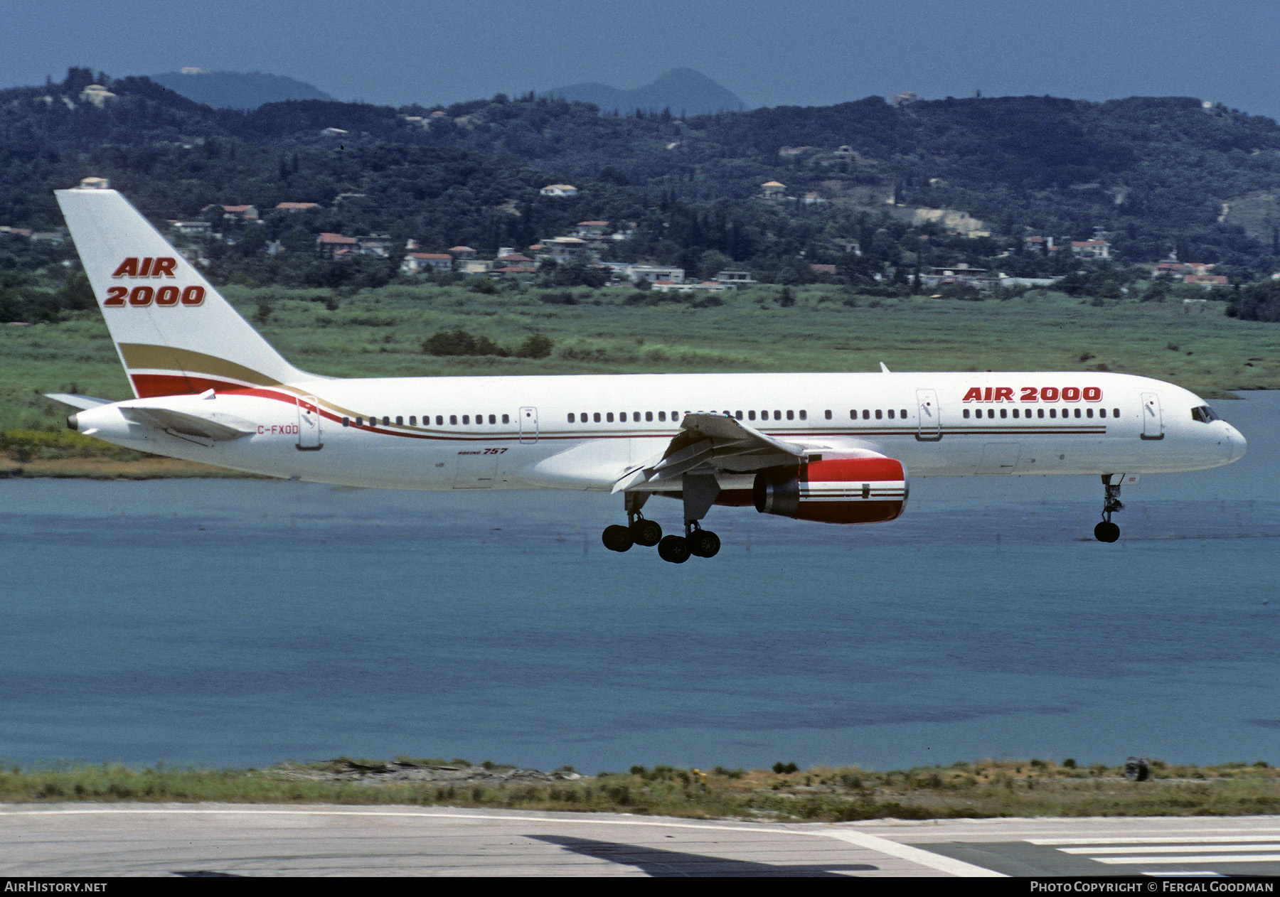 Aircraft Photo of C-FXOD | Boeing 757-28A | Air 2000 | AirHistory.net #532721