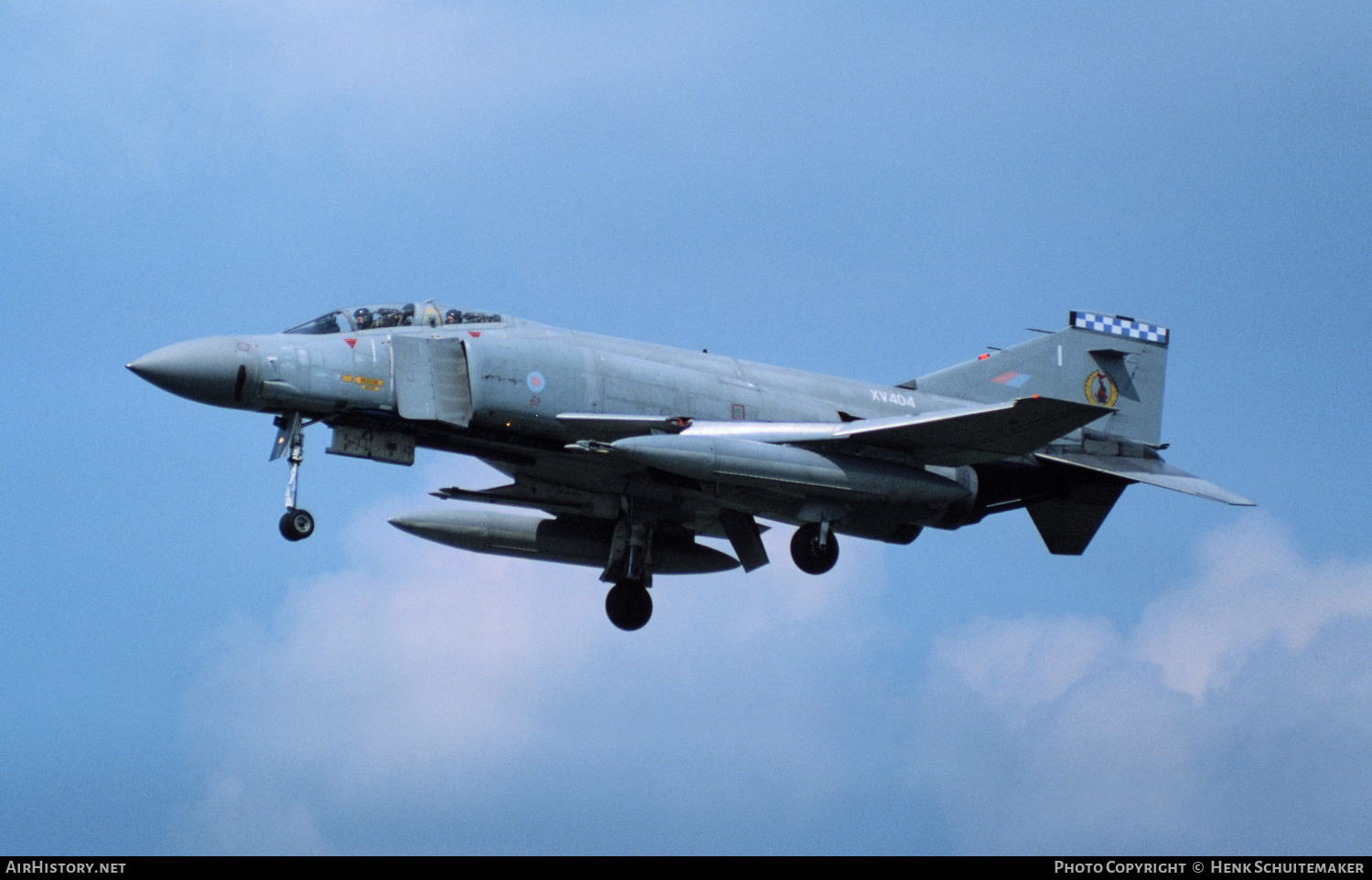 Aircraft Photo of XV404 | McDonnell Douglas F-4M Phantom FGR2 | UK - Air Force | AirHistory.net #532782