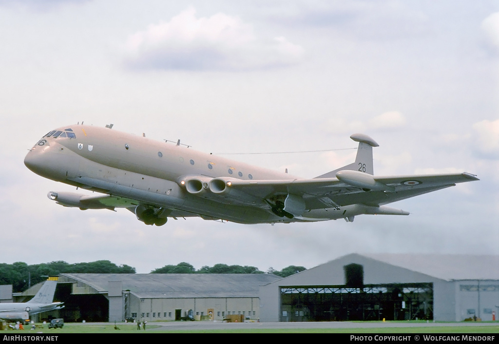 Aircraft Photo of XV226 | Hawker Siddeley Nimrod MR2 | UK - Air Force | AirHistory.net #532884