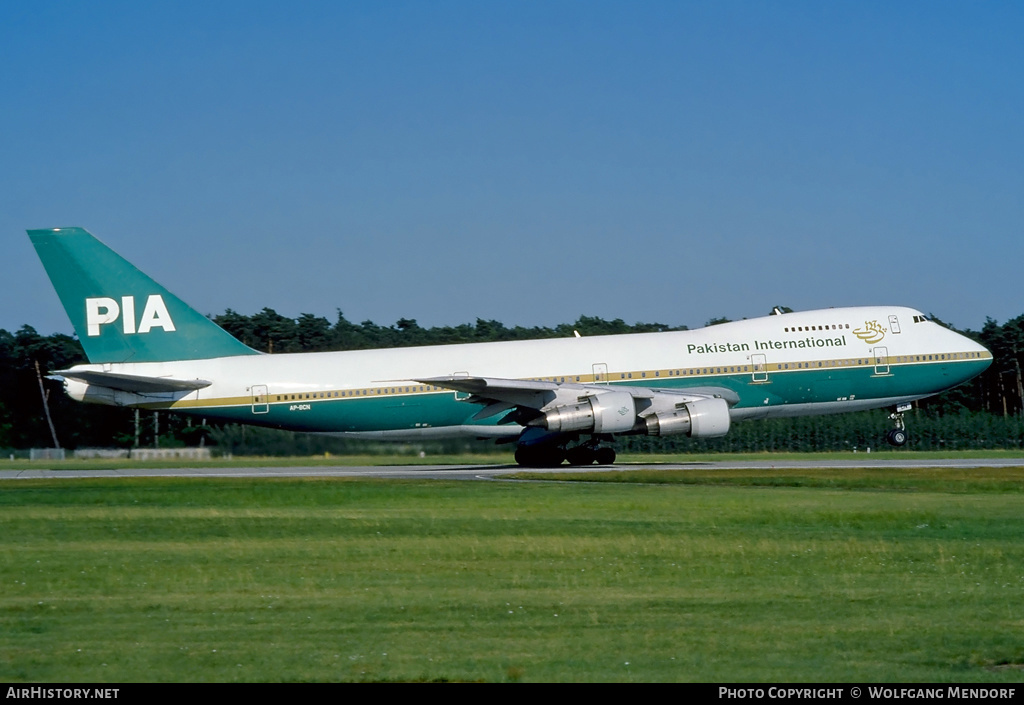 Aircraft Photo of AP-BCN | Boeing 747-217B | Pakistan International Airlines - PIA | AirHistory.net #532895