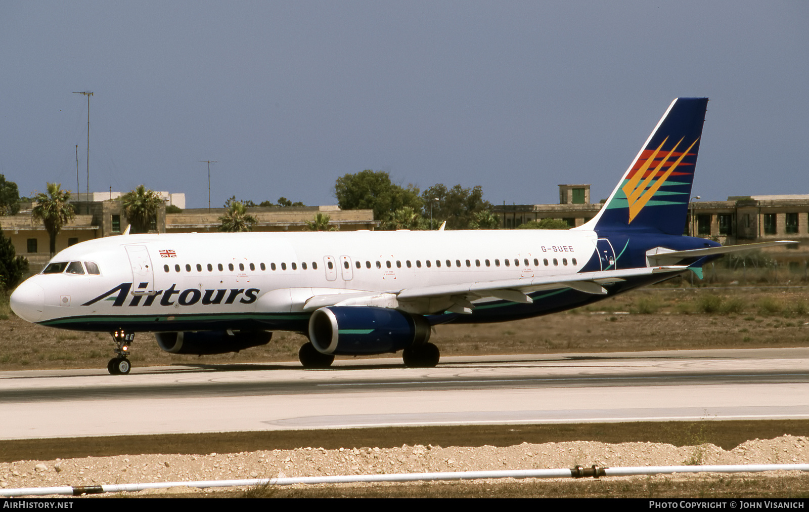Aircraft Photo of G-SUEE | Airbus A320-231 | Airtours International | AirHistory.net #532935