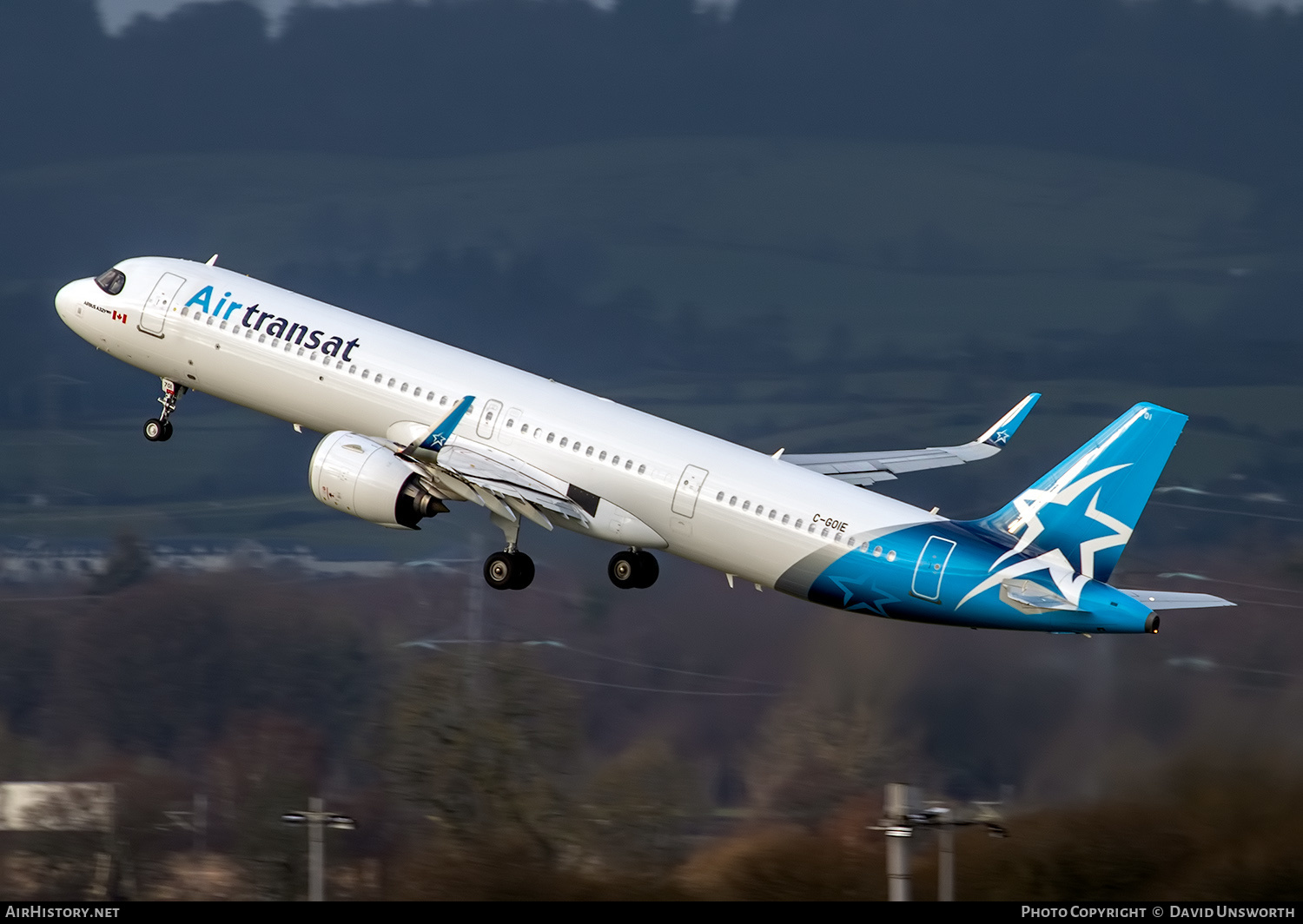 Aircraft Photo of C-GOIE | Airbus A321-271NX | Air Transat | AirHistory.net #532939