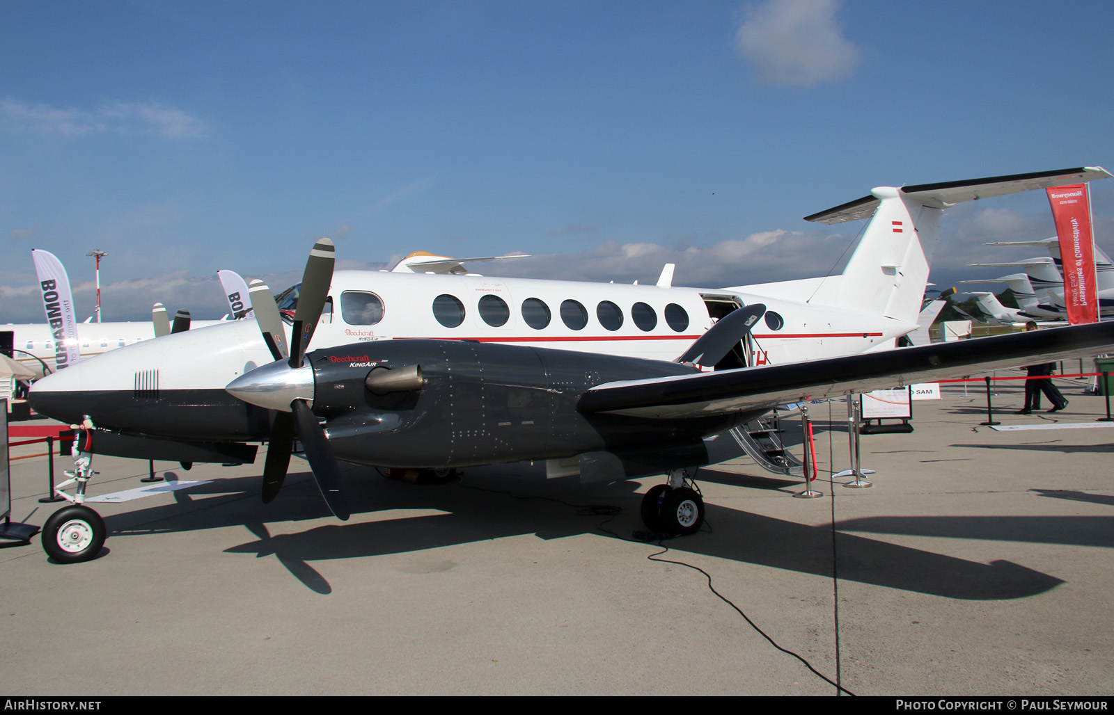 Aircraft Photo of OE-GTH | Hawker Beechcraft 350 King Air (B300) | AirHistory.net #532950