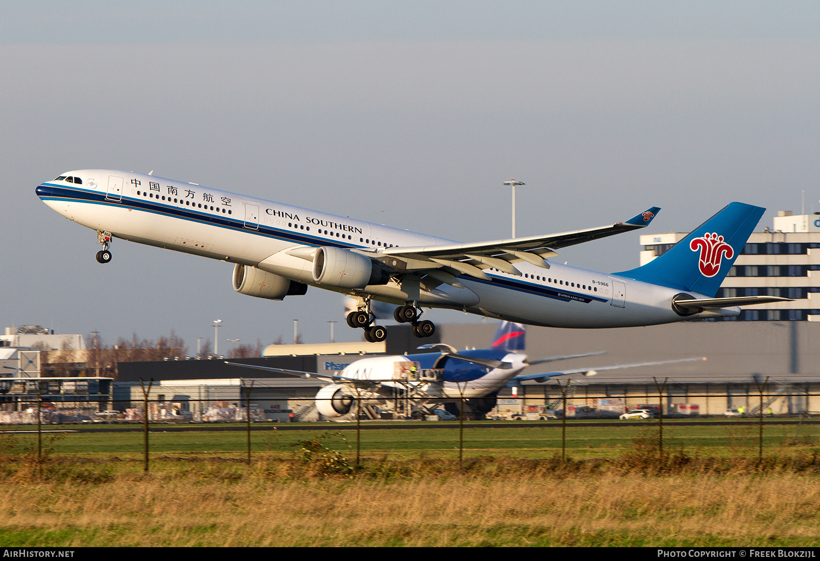 Aircraft Photo of B-5966 | Airbus A330-323 | China Southern Airlines | AirHistory.net #532997