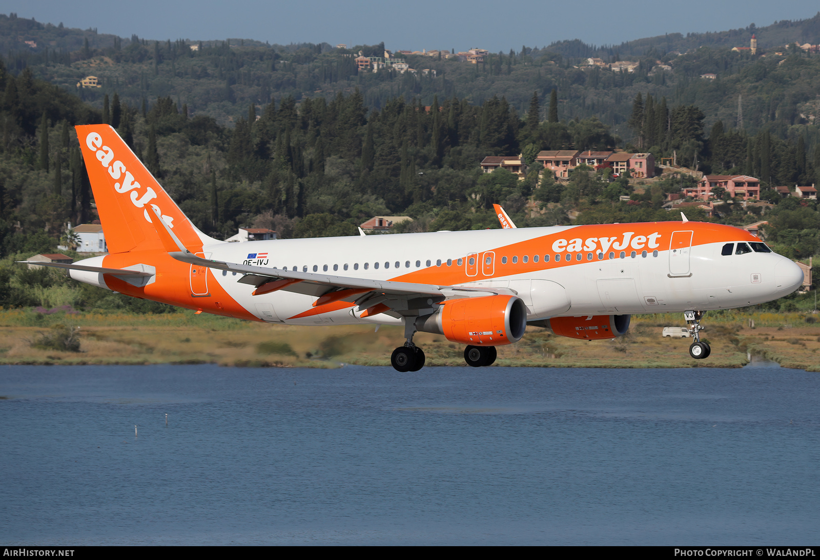 Aircraft Photo of OE-IVJ | Airbus A320-214 | EasyJet | AirHistory.net #533006