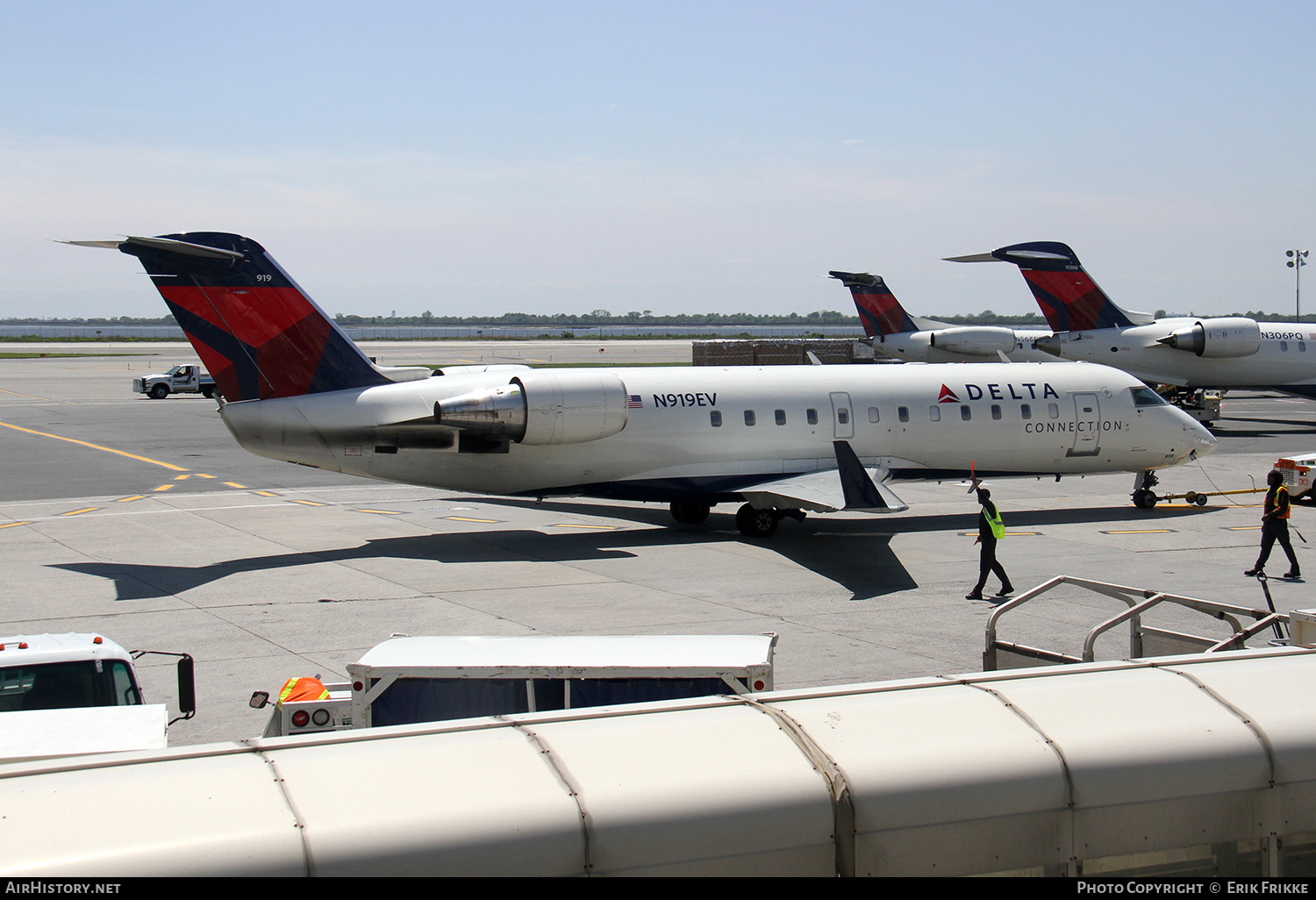 Aircraft Photo of N919EV | Bombardier CRJ-200ER (CL-600-2B19) | Delta Connection | AirHistory.net #533096