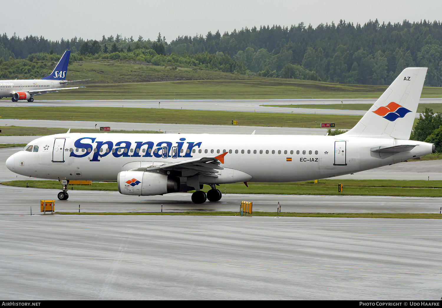 Aircraft Photo of EC-IAZ | Airbus A320-232 | Spanair | AirHistory.net #533142