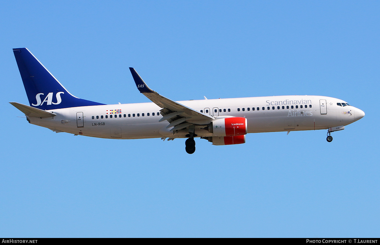 Aircraft Photo of LN-RGB | Boeing 737-86N | Scandinavian Airlines - SAS | AirHistory.net #533153