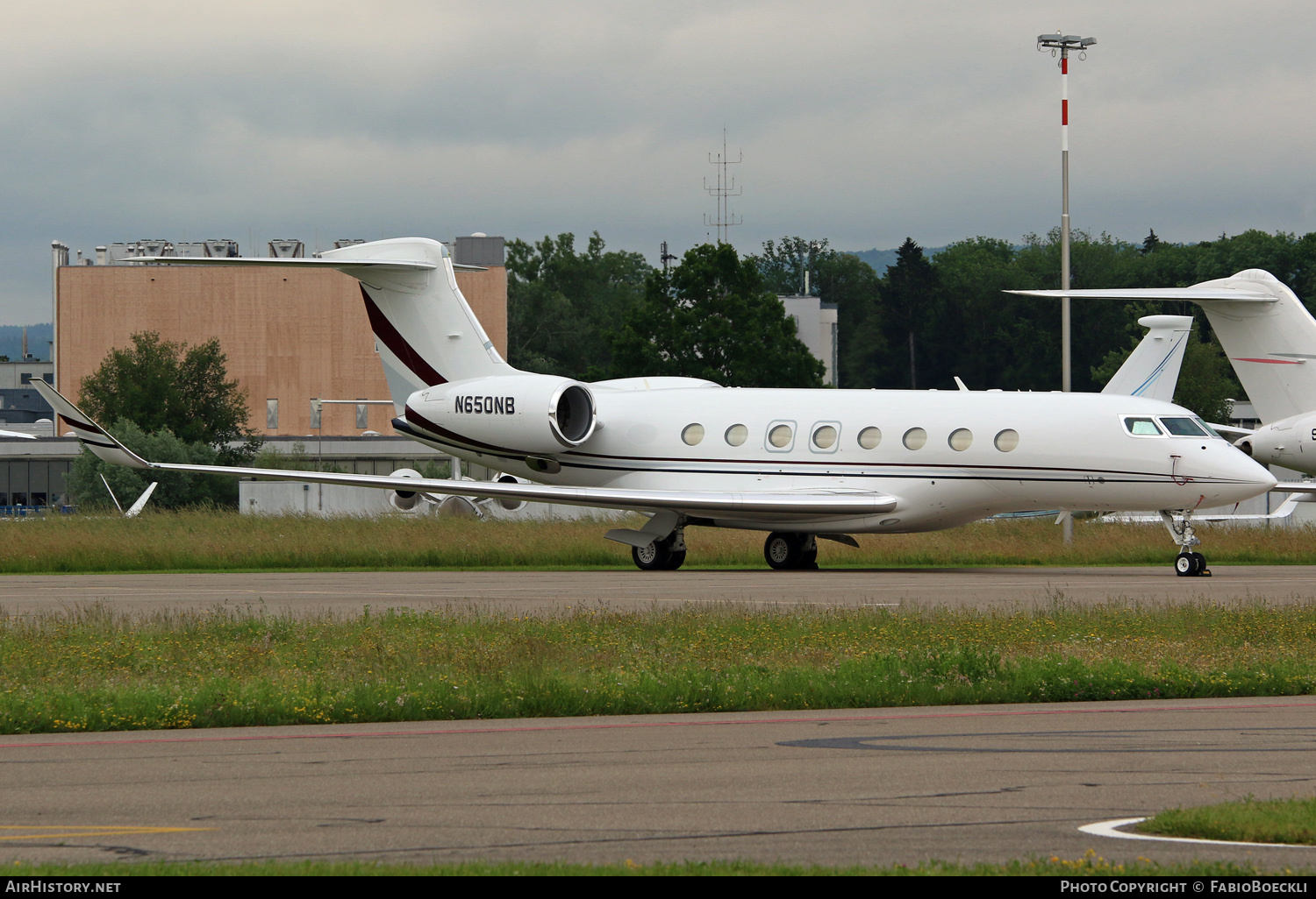 Aircraft Photo of N650NB | Gulfstream Aerospace G650 (G-VI ...